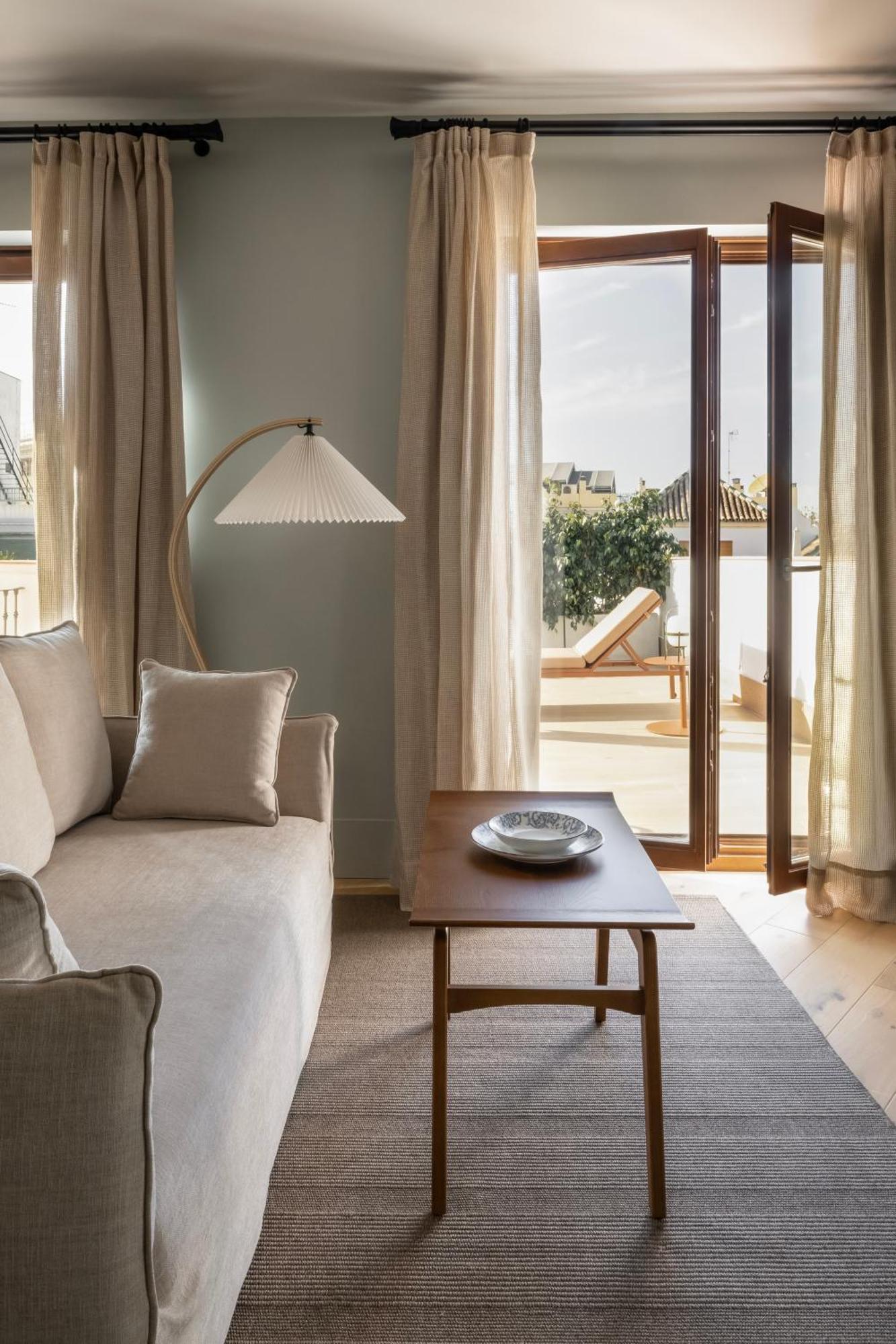 Mercer Residences Apartahotel *