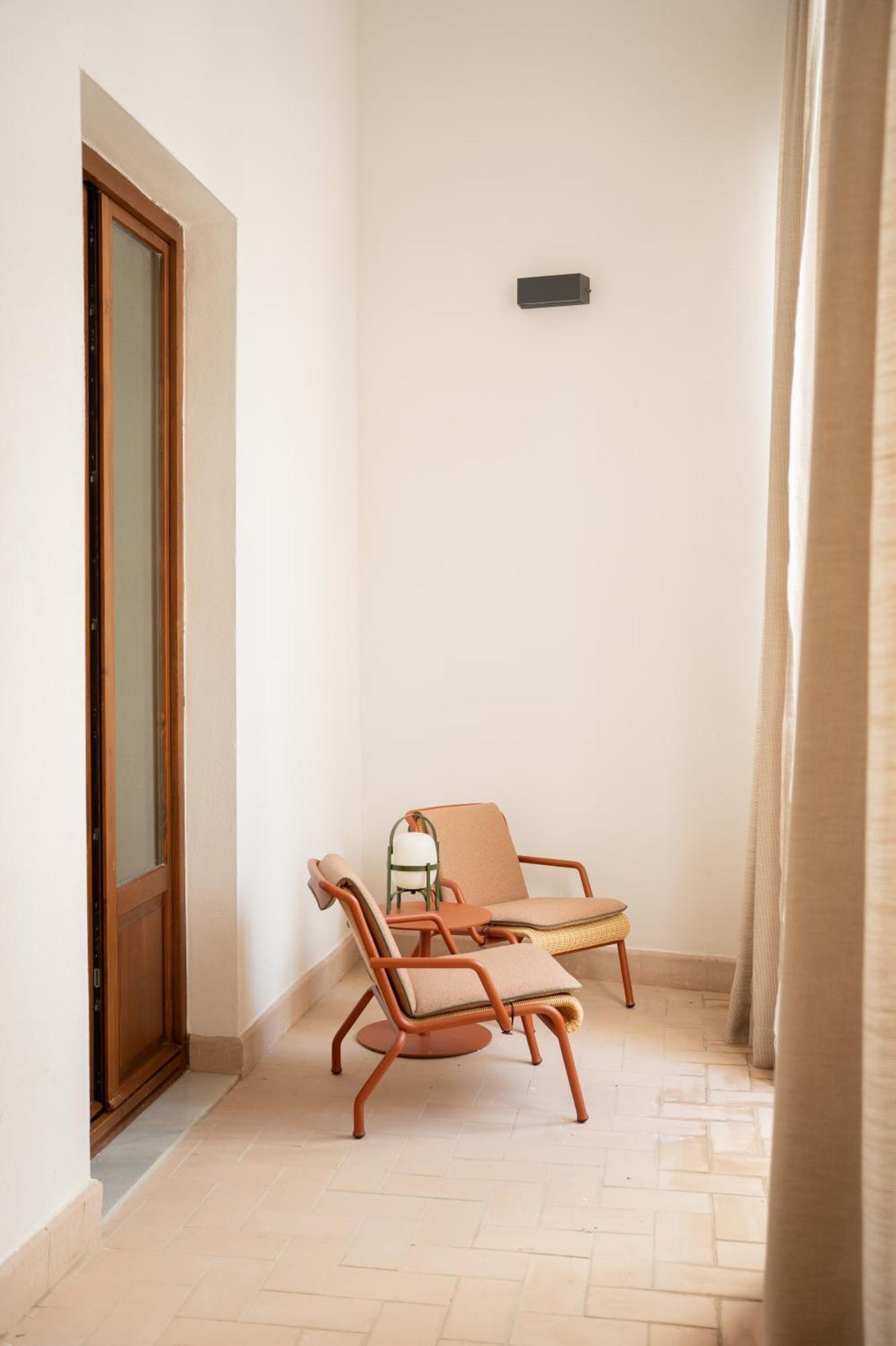 Mercer Residences Apartahotel